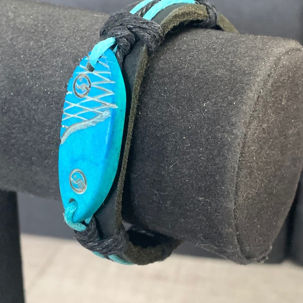 Turquoise Etched Yin Yang Leather Wrap Bracelet Teal Cord Adjustable 4872